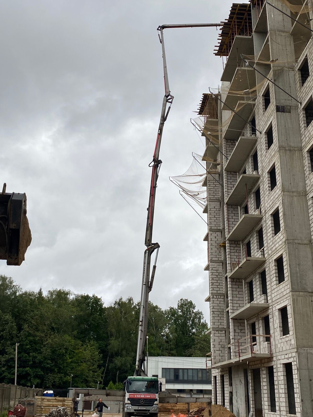 Услуги автобетононасоса