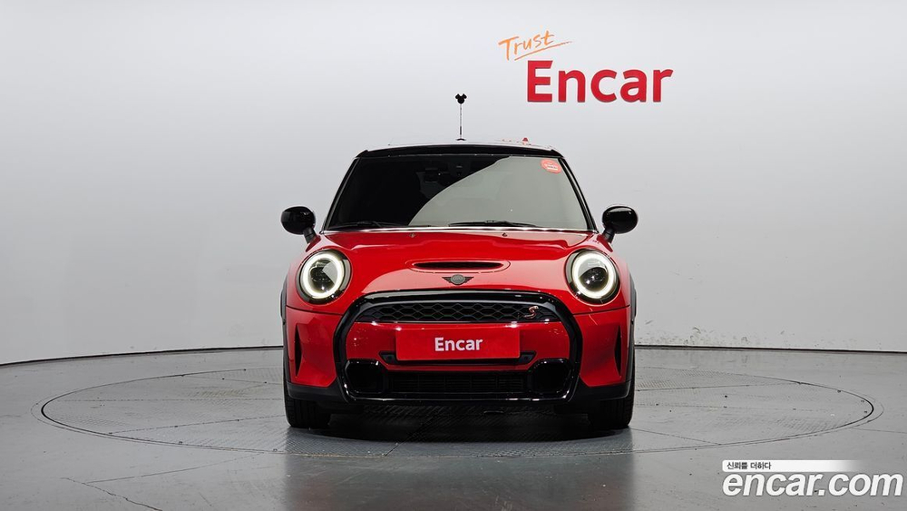 Mini Cooper S 5 даерей Classic (08.2021)