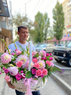 "Авторская цветочная композиция “Весенняя свежесть”"
