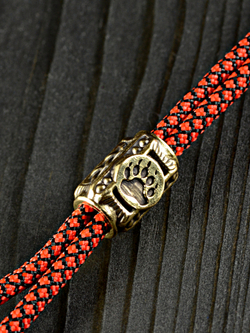 Бусина квадратная Медвежья лапа (печать Велеса) из латуни