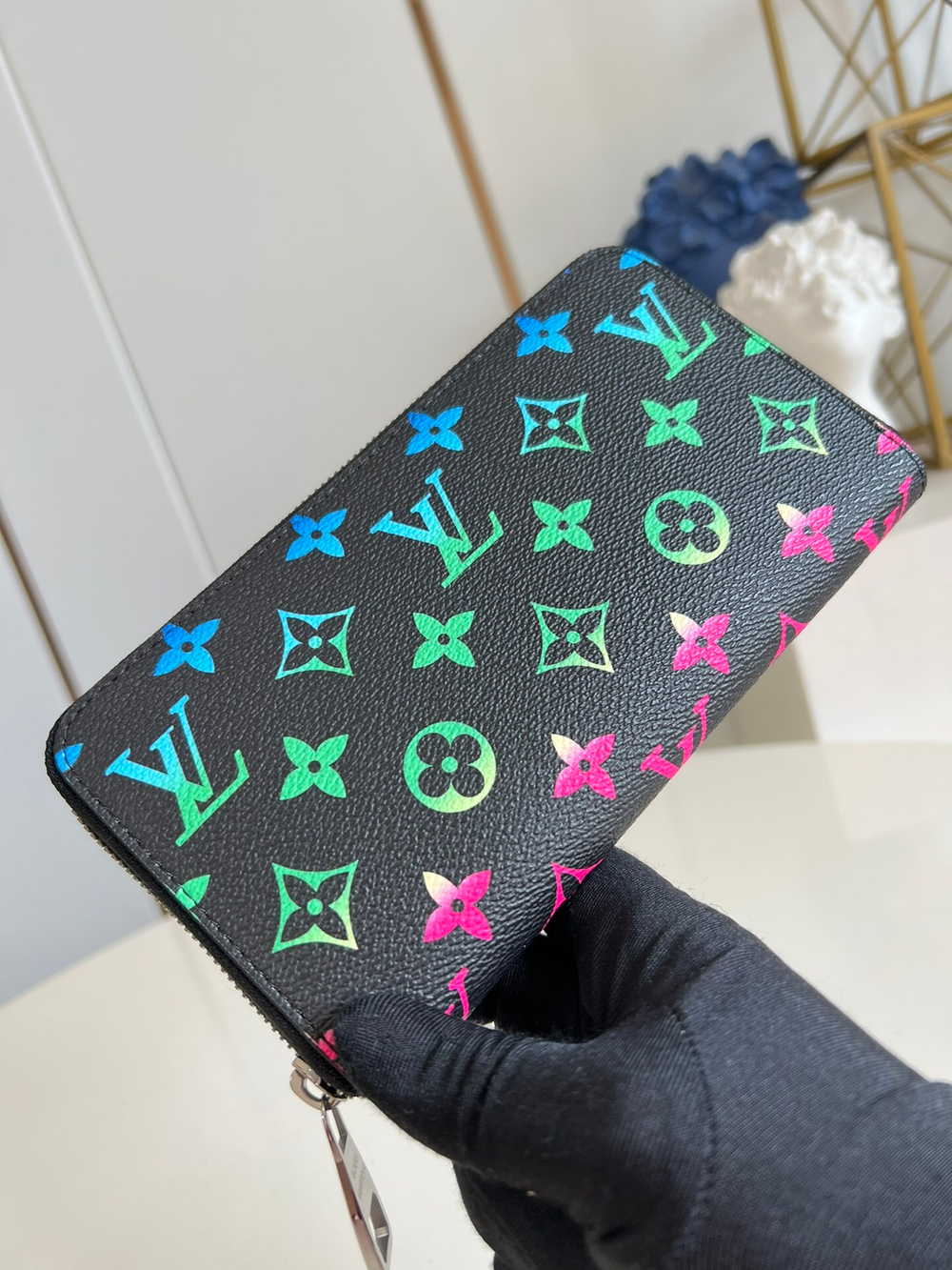 Louis Vuitton Zippy Wallet