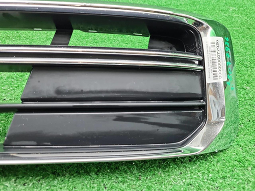 Решетка переднего бампера левая Audi A8 4 D5 17-22