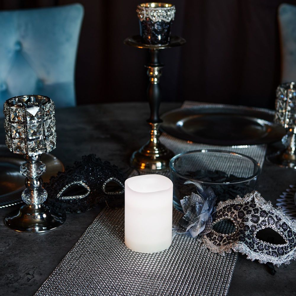 ULD-F052 RGB RC CANDLE Фигура светодиодная Свеча на батарейках 2АА не в-к. 7.5х10 см. 1 светодиод. RGB свет. Пульт ДУ в-к. TM Uniel