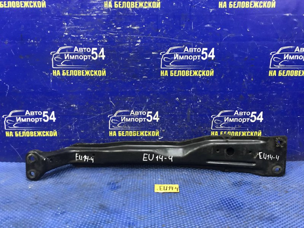 Балка передняя продольная NISSAN BLUEBIRD 1997