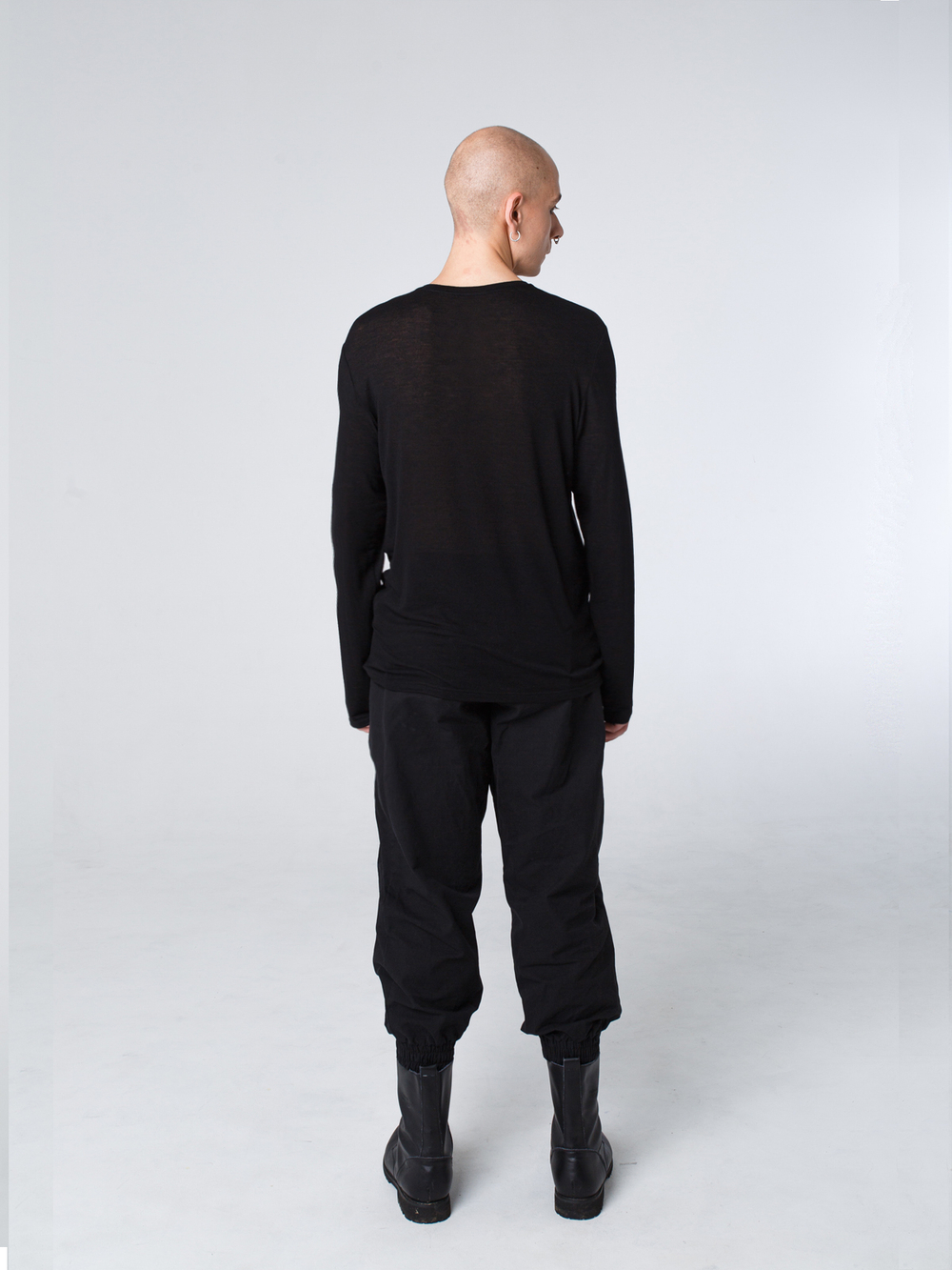 Лонгслив унисекс "Темнота". Черный