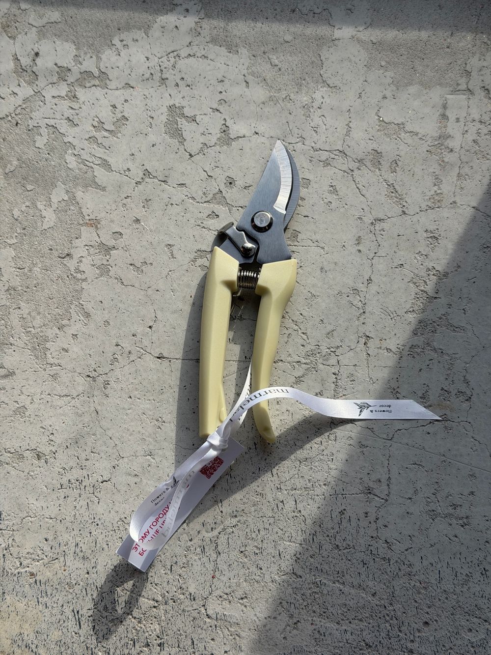 ЦВЕТОЧНЫЙ БОКС с тюльпанами микс 35шт