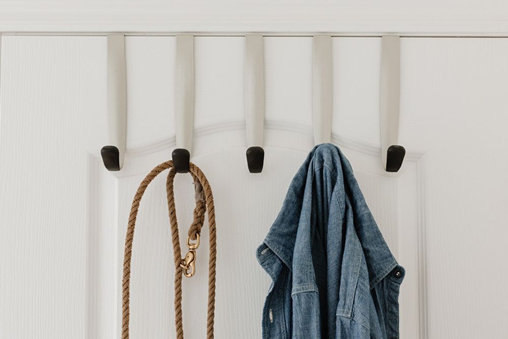 Вешалка надверная Schnook, черная-никель, 43 см, 5 крючков