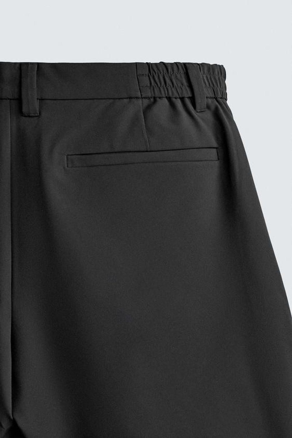 ZARA КОМФОРТНЫЕ ТЕХНОЛОГИЧНЫЕ ШОРТЫ, ЧЕРНЫЙ