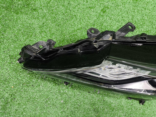 Фара левая Toyota Camry xv70 (2020-н.в.) LED Black