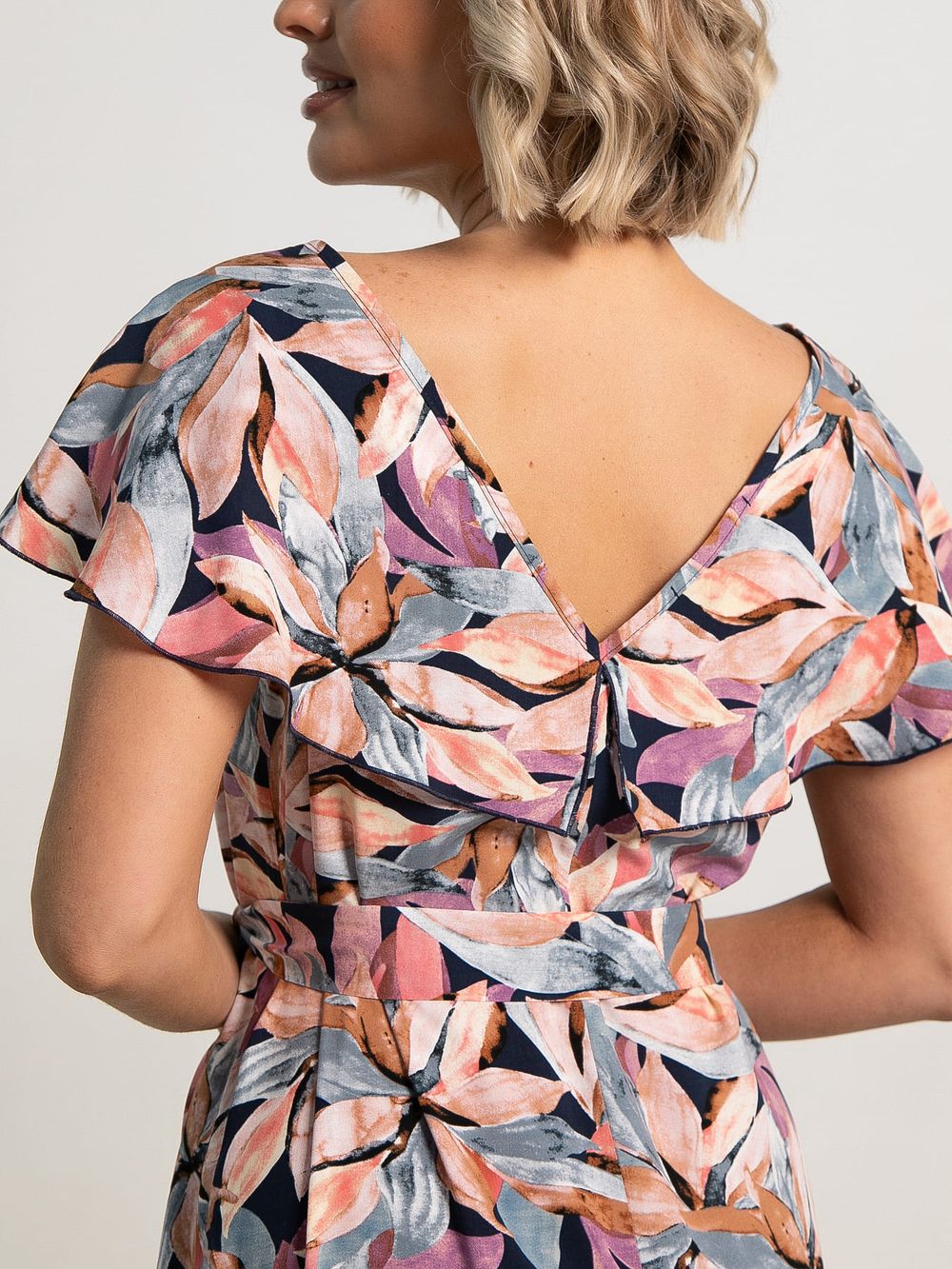 Платье Вечер свиданий (разноцветное) П15612-16М LT Collection