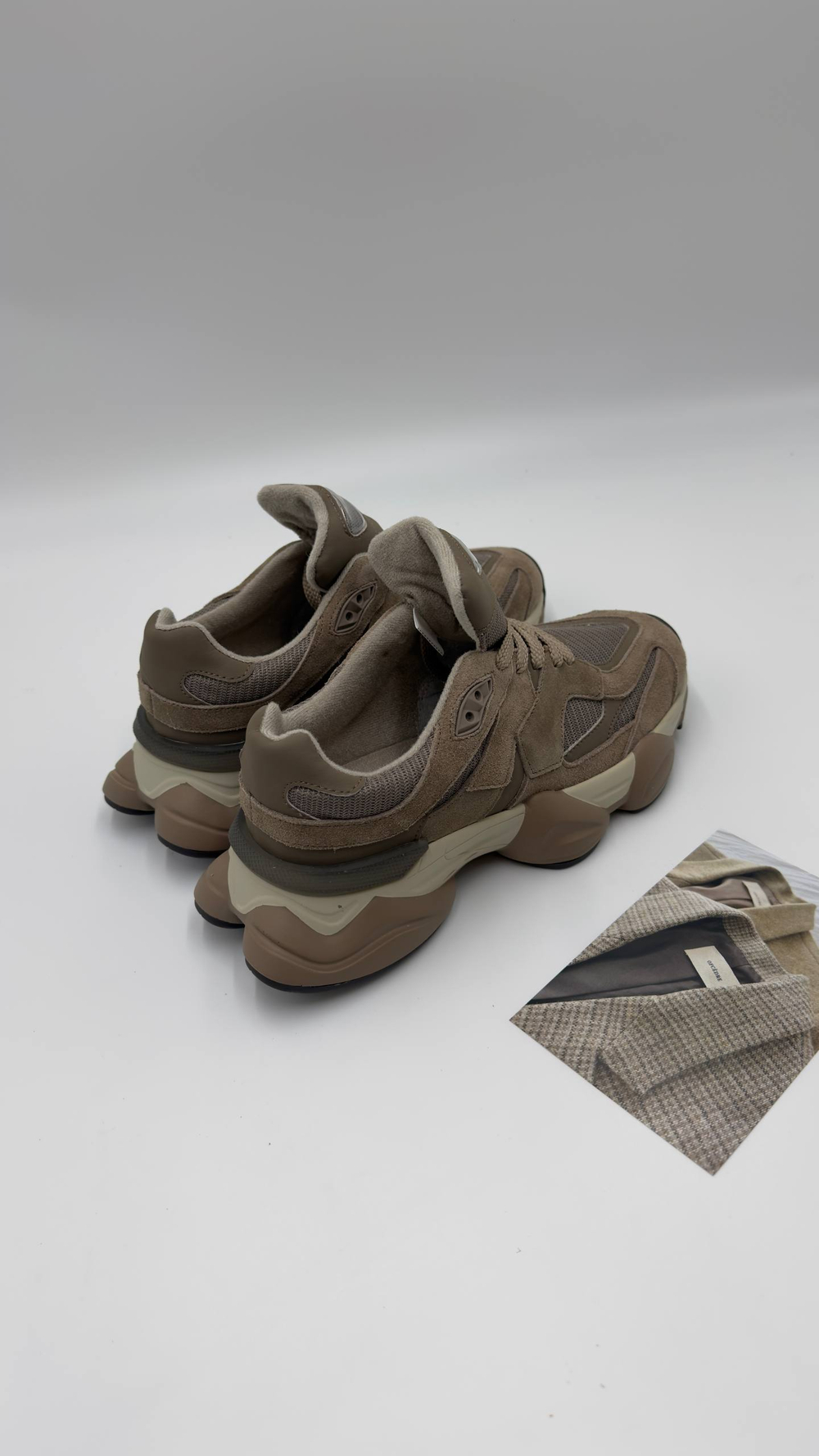 Кроссовки женские натуральная кожа/замша артикул 8888-39 цвет "коричневый"