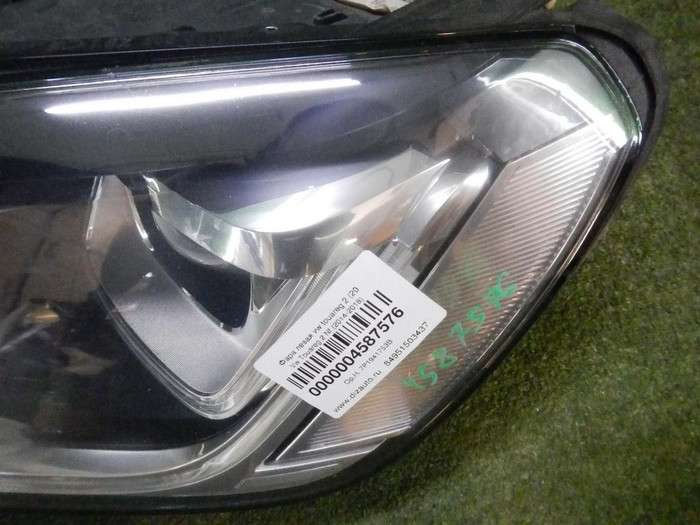 Фара левая VW Touareg 2 (2014-2018) ксенон