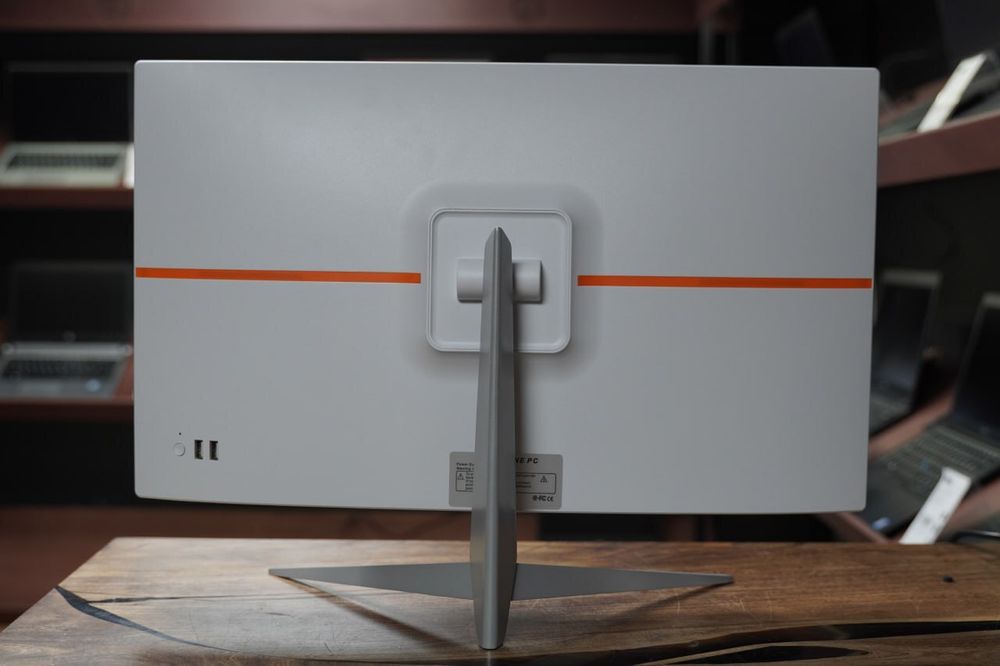 24" Моноблок All in One D243 White (1920x1080, Intel Core i7-3520M, RAM 16ГБ, SSD 256ГБ, Intel HD Graphics 4000, Win 10 Home)