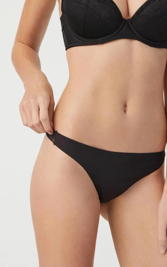 19673 Трусы стринги