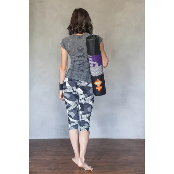 Чехол для йога-коврика, 68 × 22 см (для толщины до 6 мм), цвет чёрный