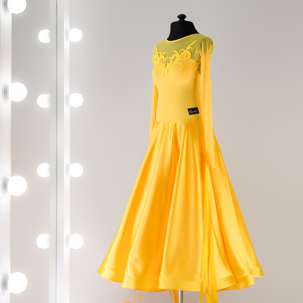 бальное платье