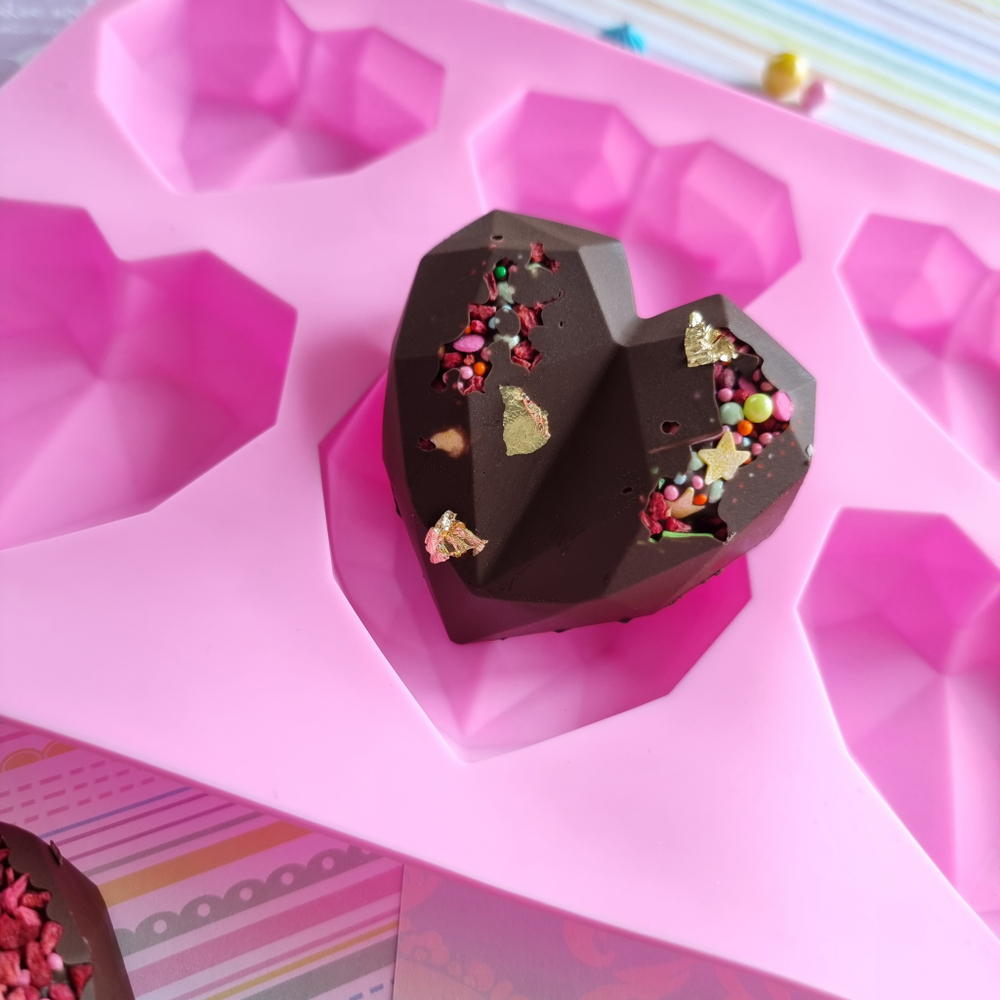 Силиконовая форма «Сердечки с гранями 8 в 1»