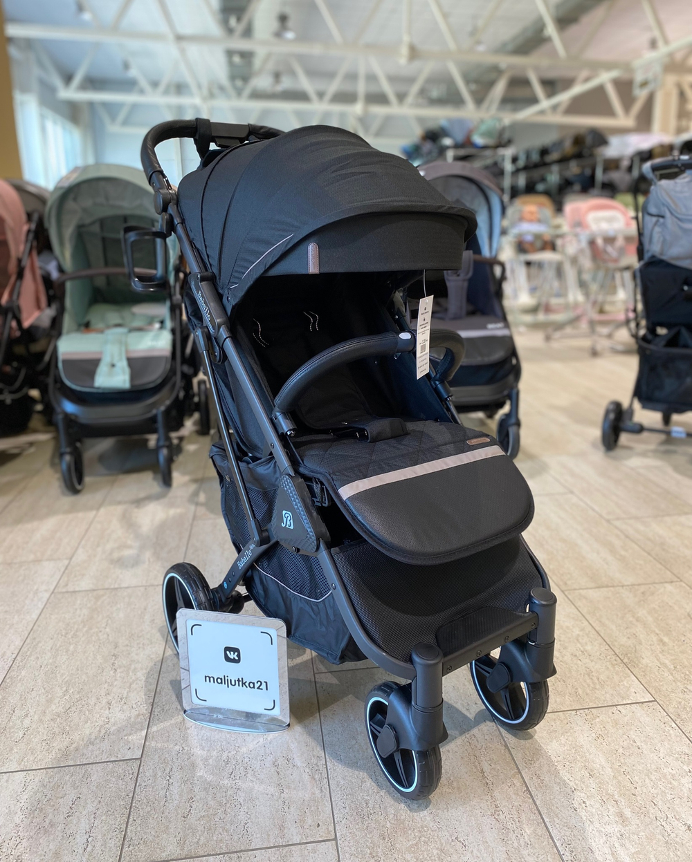 Коляска прогулочная Babalo 2023 Чёрный чёрная рама