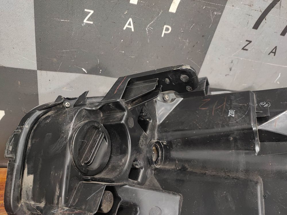 Фара правая LED Nissan Murano 3 (Z52) 14-22 Б/У Оригинал 260105BC5A