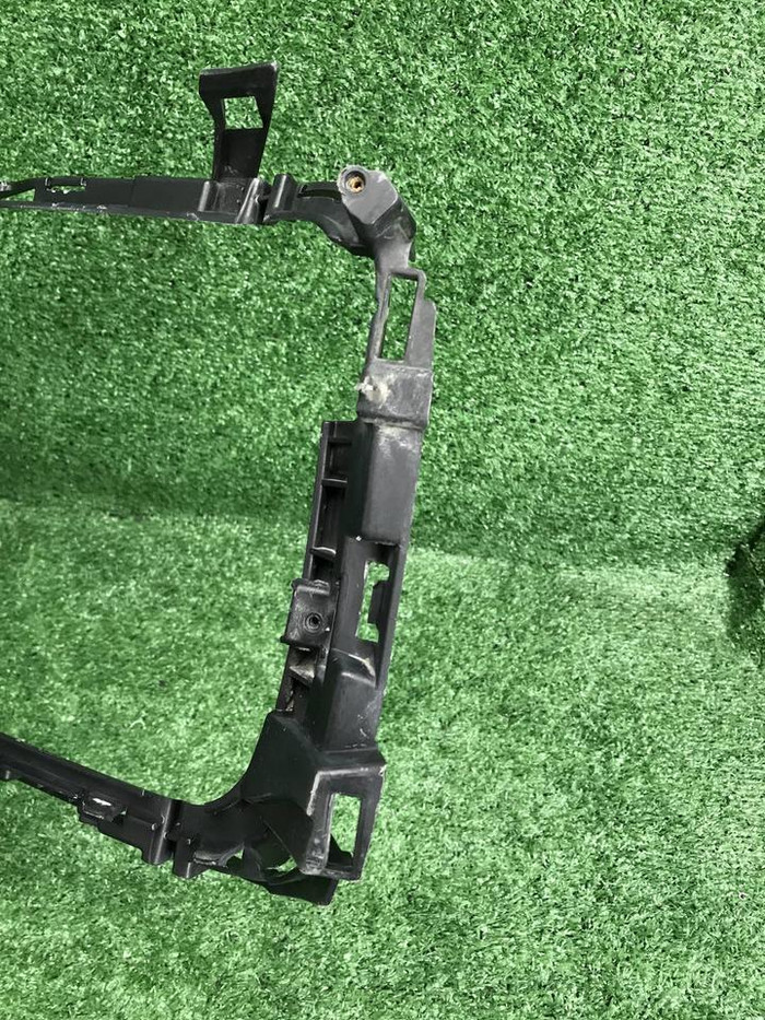 Решетка переднего бампера Porsche Cayenne 3 17-23