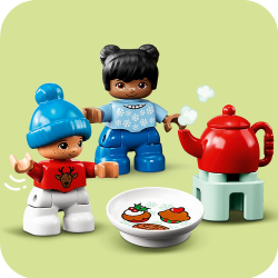 LEGO DUPLO — Пряничный домик Санты (10976) / артикул 10976 / GTIN 5702017153735