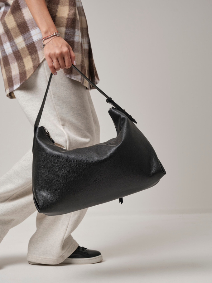 Сумка кожаная черная