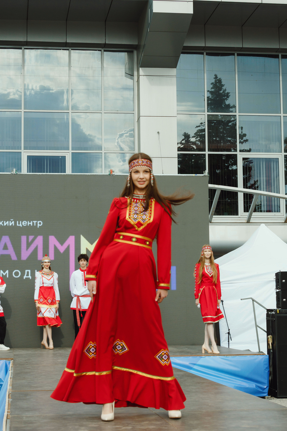 Платье «Чегеç» (Коллекция «Нарспи»)