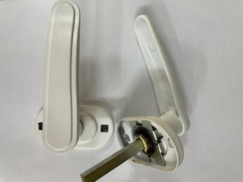 Ручка-защелка Омега ЗЩ2.05 БЕЛЫЙ