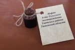 Нефть. Сувенир. Флакон с настоящей нефтью