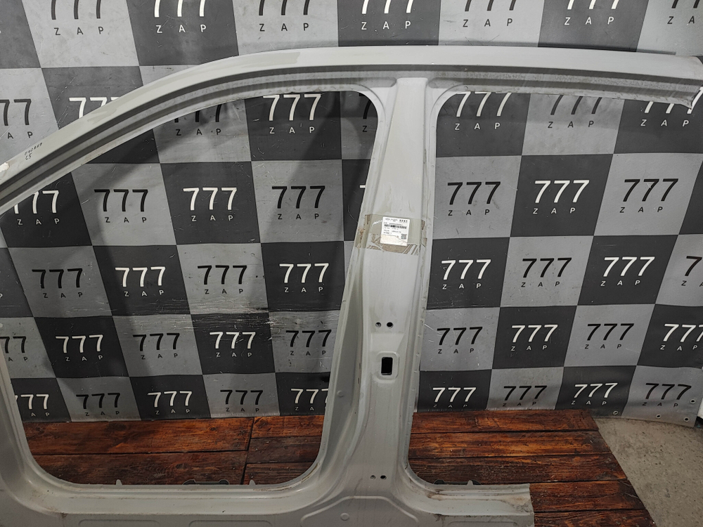 Боковина левая Omoda C5 22-нв Новая Оригинал 502004537AADYJ