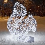 светодиодная уличная фигура "Белка с орехом"