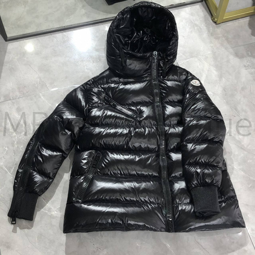 Женская черная куртка Liriope Moncler премиум класса