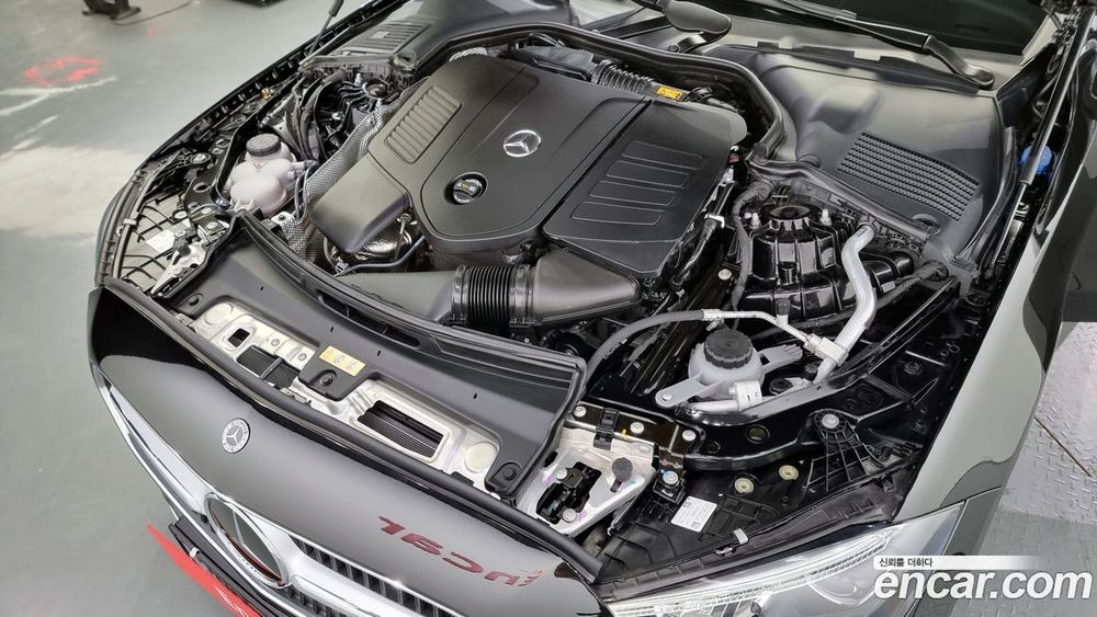 Mercedes-Benz C-Class W206 C300 4MATIC Avangarde (02.2023)