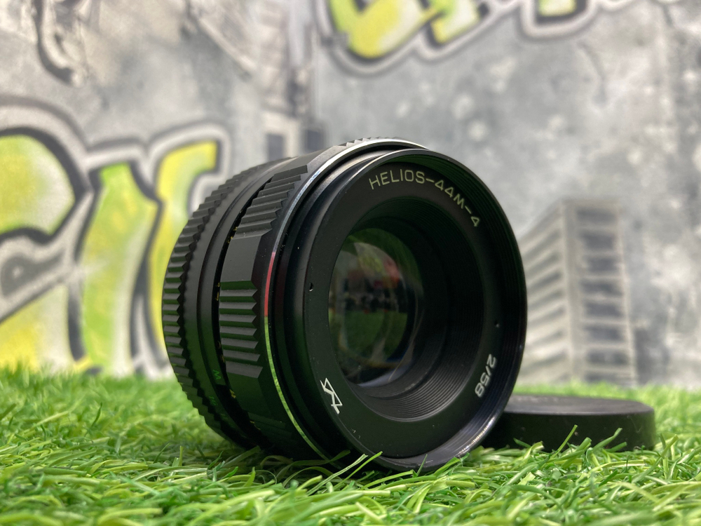 Helios-44M-4