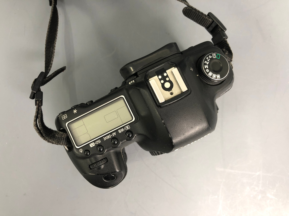 Canon EOS 5D Mark II 136.000 кадров
