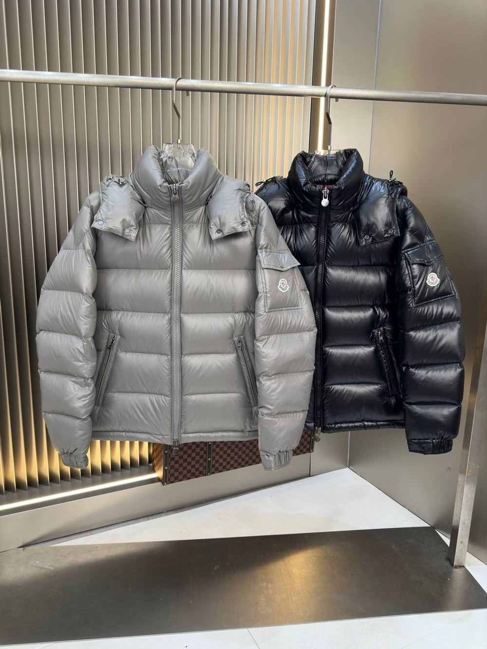 Пуховик Moncler