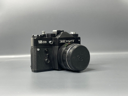 Зенит 12+ Helios 44m-4 2/58