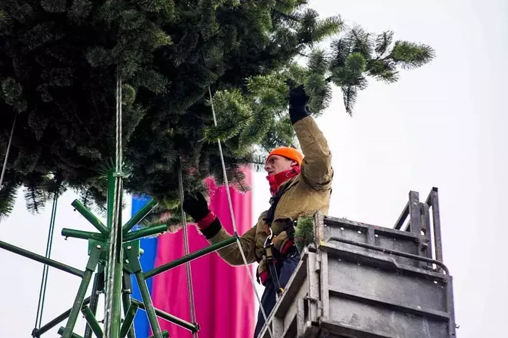 Уличная елка ствольная "Альпийская сосна" (леска) от 3 до 22 м