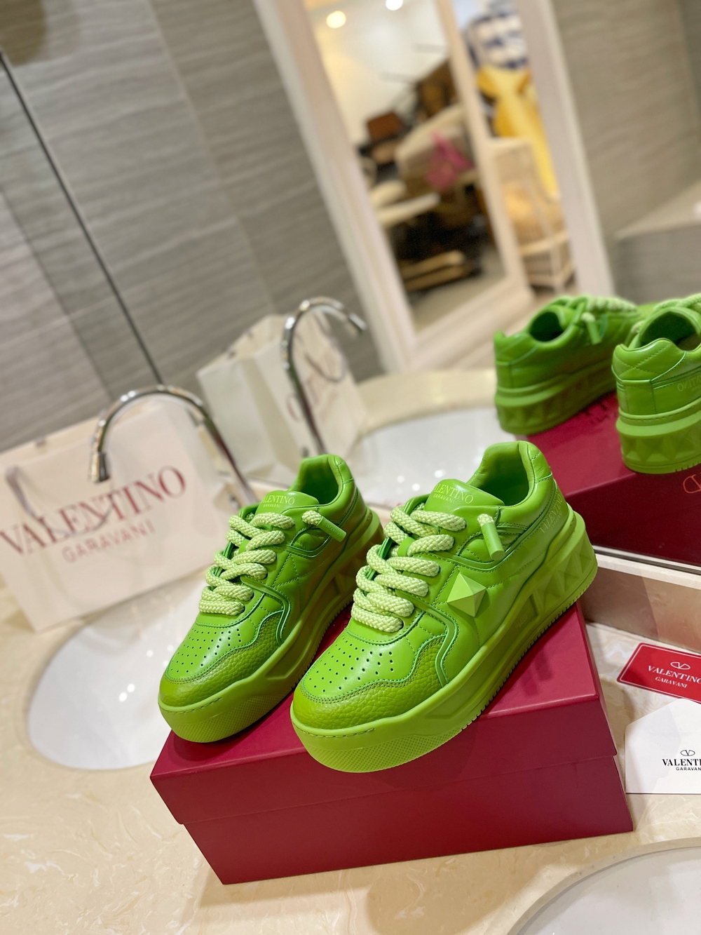 Valentino Sneaker