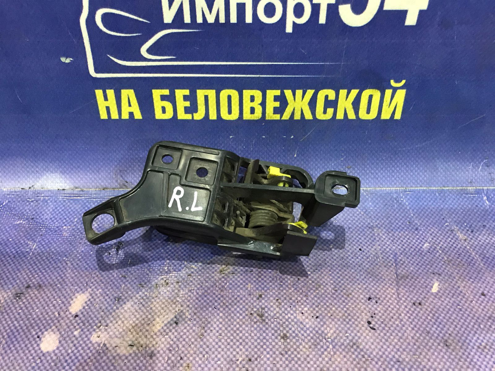 Ручка двери задней левой салонная TOYOTA CARINA ED 1994