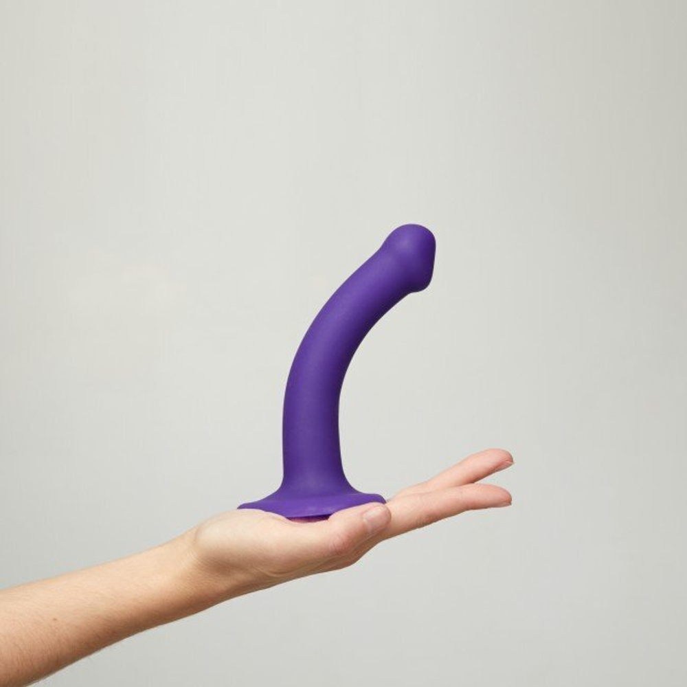 Гибкий фаллоимитатор Strap-on-me Dual Density Medium на присоске, фиолетовый
