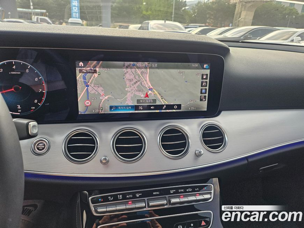 Mercedes-Benz E-Class W213 E250 Avangarde (04.2021)