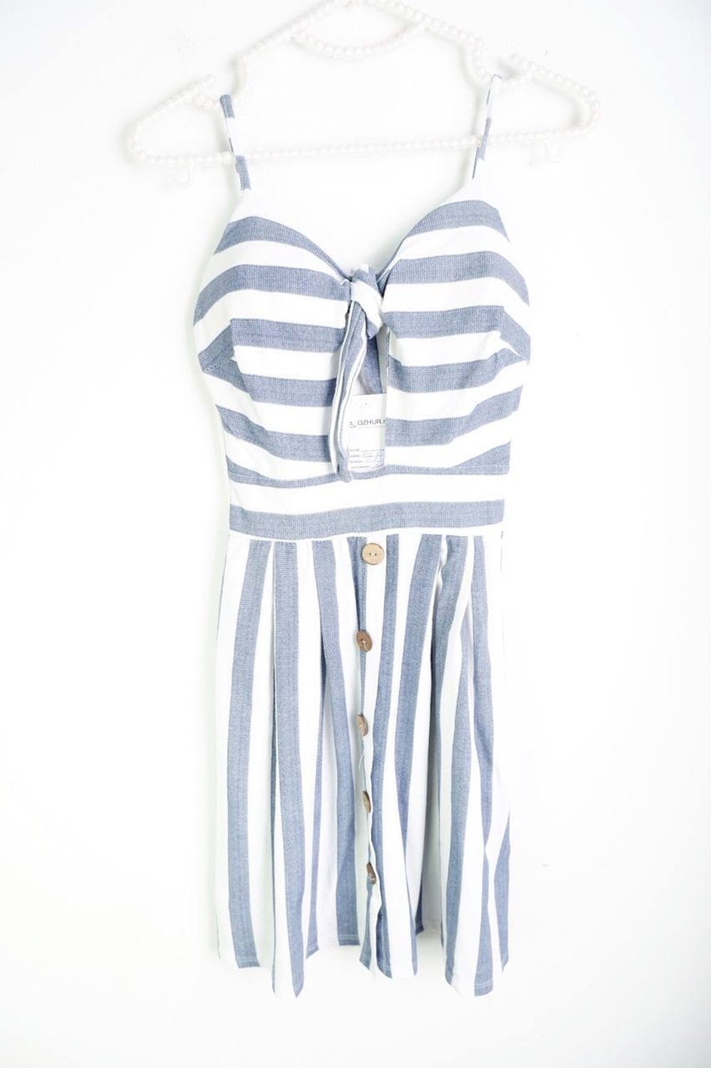 Платье в полоску для морских приключений, визуально на 40 размер