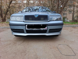 Накладка на передний бампер Skoda Octavia Tour