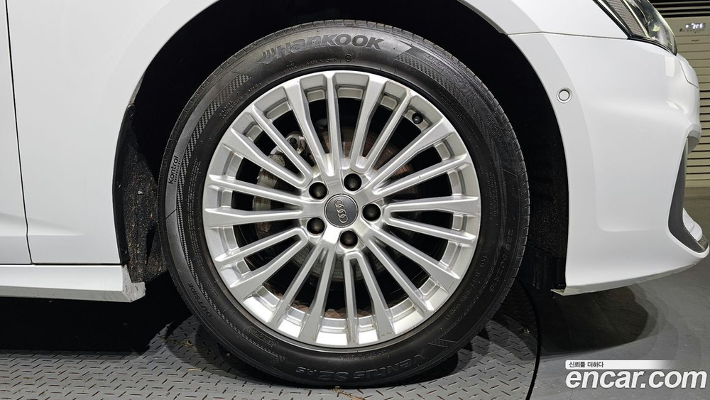 Audi A6 (C8) 40 TDI Quattro Premium (04.2020)