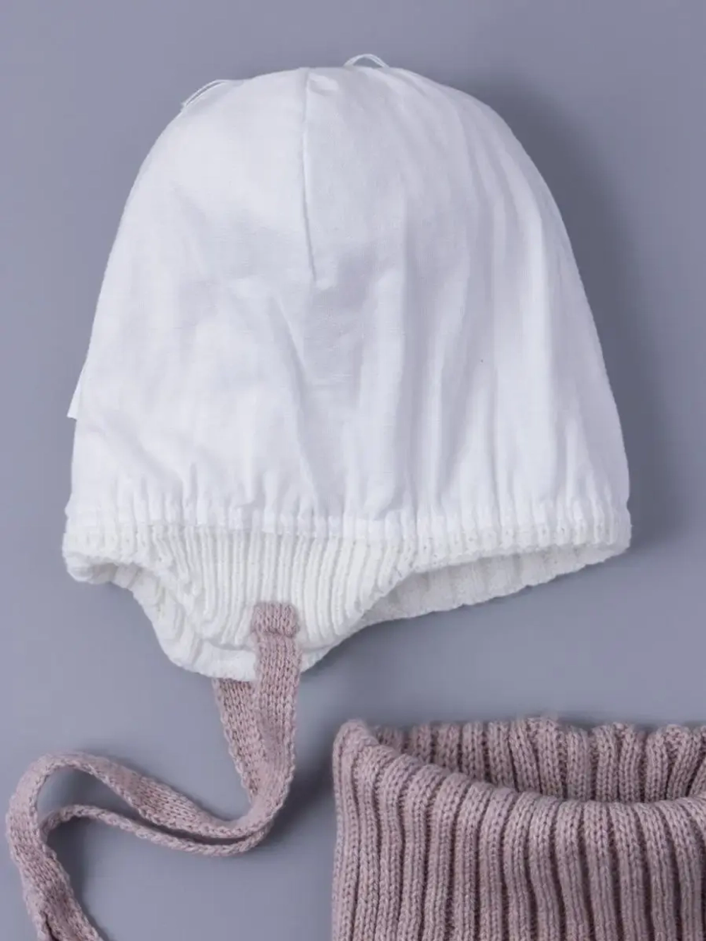 Шапка детская осенняя вязаная и снуд