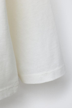 ZARA ФУТБОЛКА С РЕЛЬЕФНЫМ ОЛЕНЕМ, ЭКРЮ