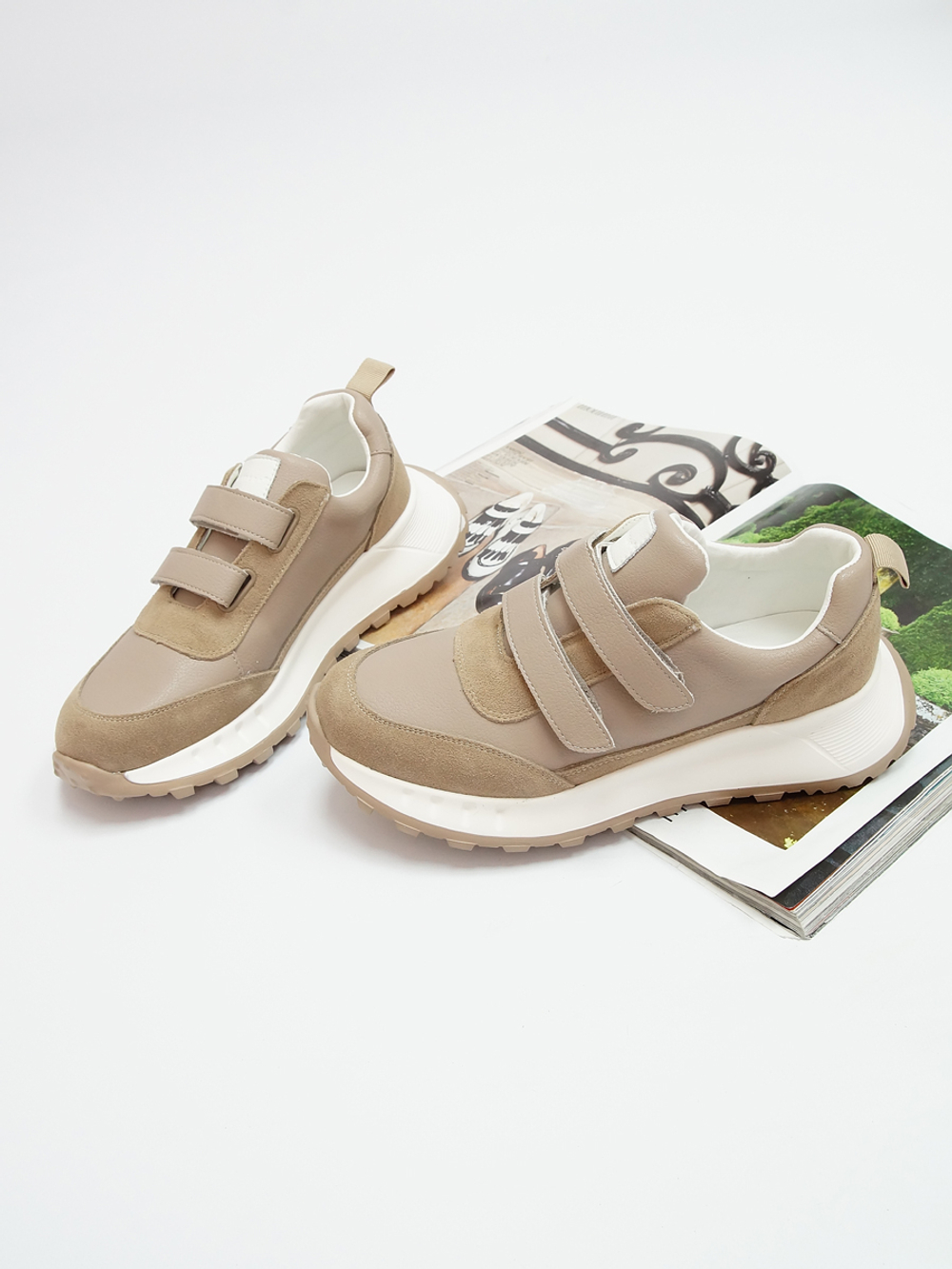 Кроссовки женские демисезонные