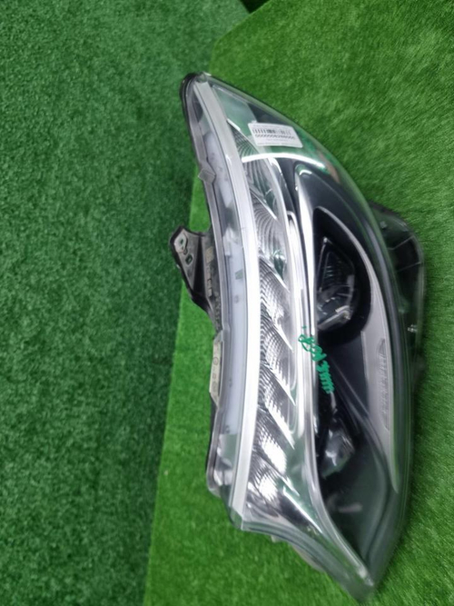 Фара левая Mercedes V w447 (2014-н.в.) LED