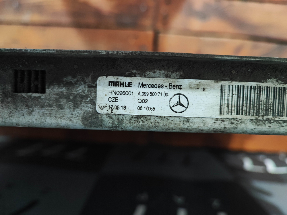 Радиатор основной Mercedes E (W213) 16-нв Б/У Оригинал A0995007100
